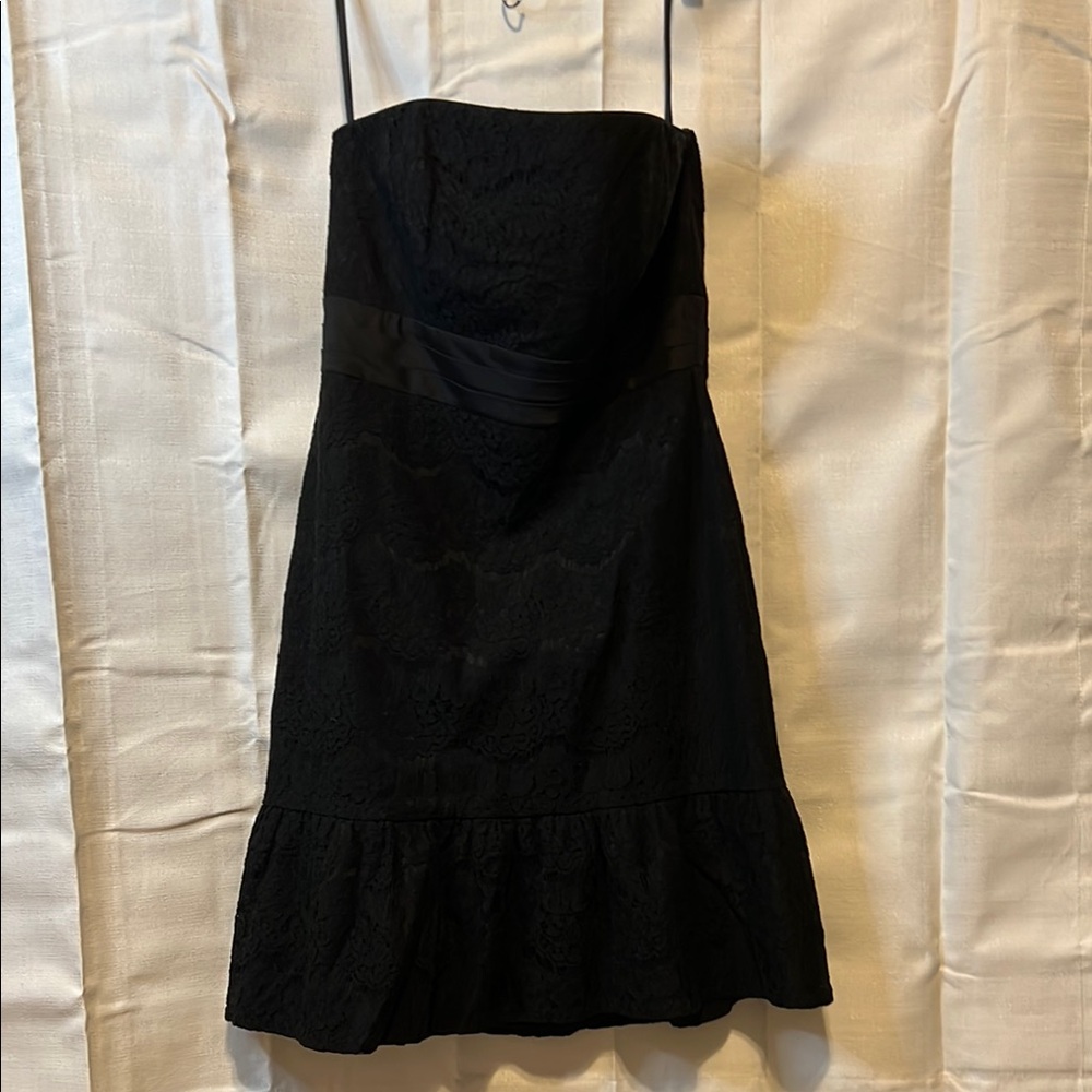 Elegant Black Strapless Dress